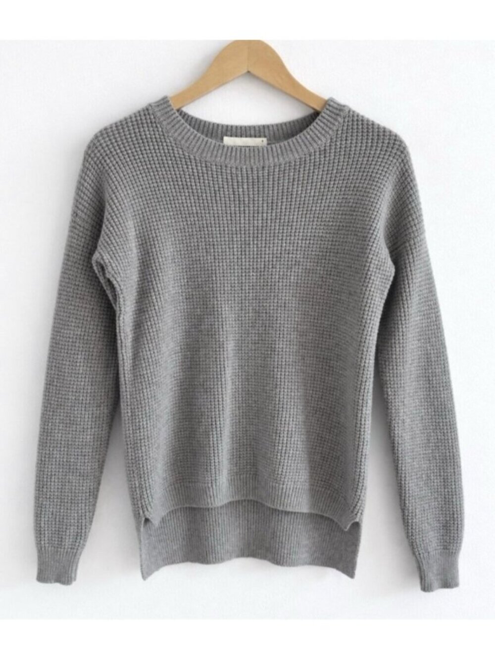 Aritzia Wilfred Free Isabelli 100% Merino Wool Knit Sweater Gray Women’s M